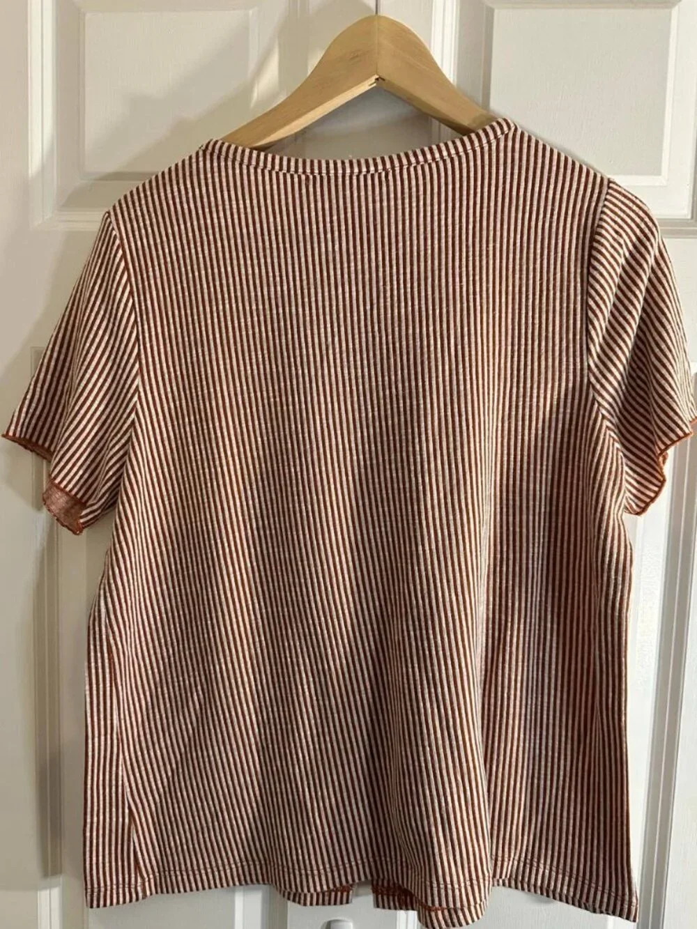 Rust Stripe Button-Front Knit Top - Size L - Picture 2 of 3